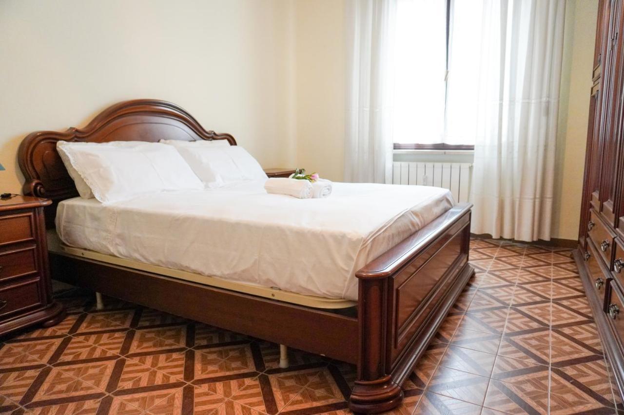 Fiera Apartment Pero Bagian luar foto